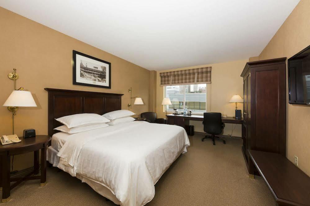 Sheraton 4*